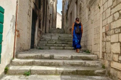 IMG-e8a999817932541994a75cff6d7822cd-V_450x600