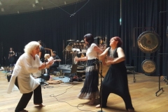 20150621_191549_800x450